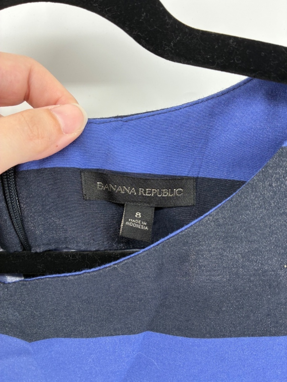 Banana Republic Blue Asymmetrical Sleeveless Tank Top - Picture 3 of 8